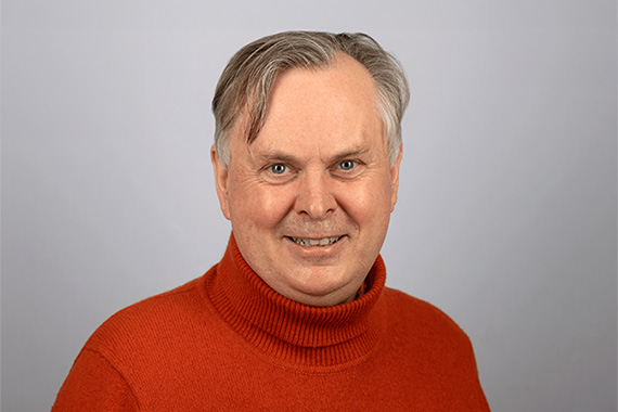 Photo of Professor Simon Guy